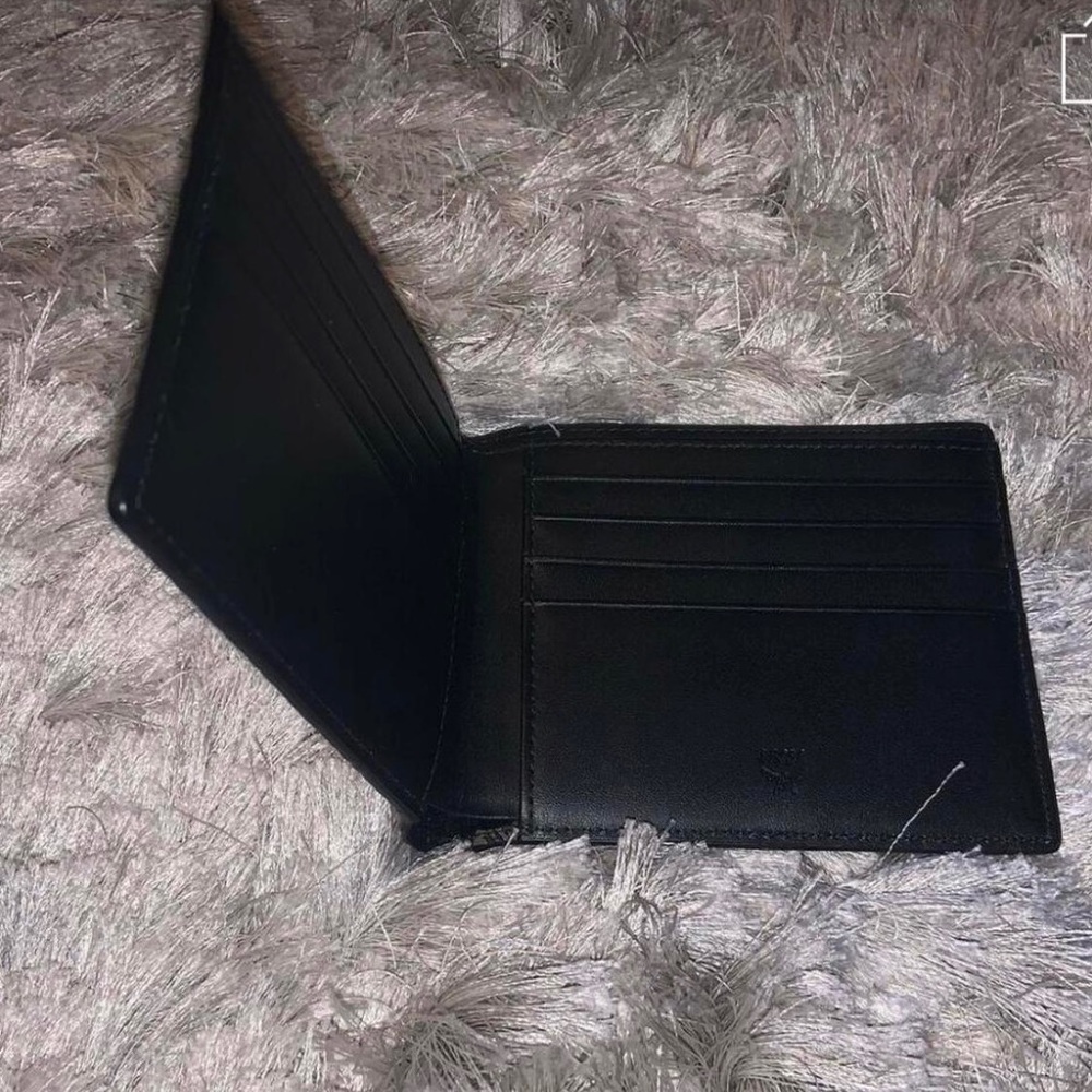 Real MCM Wallet - Picture 2 of 3